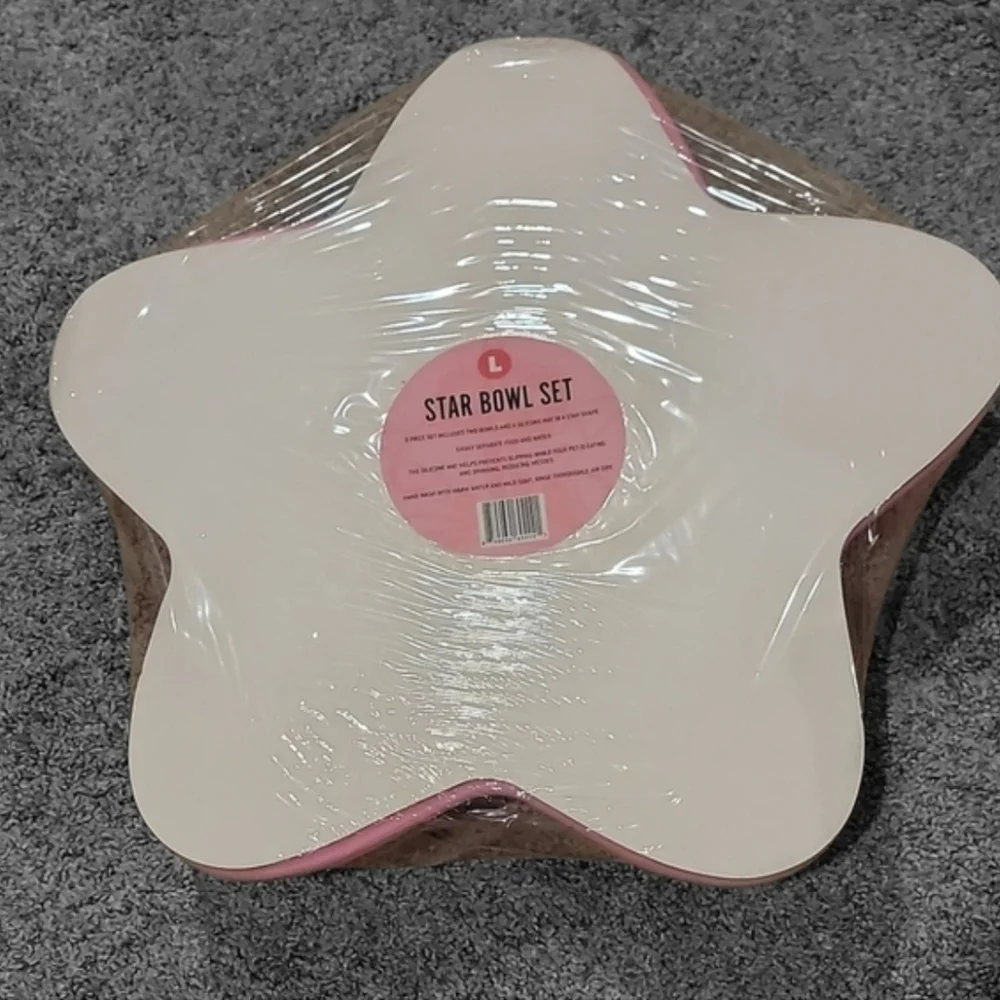 Jeffree Star star shaped